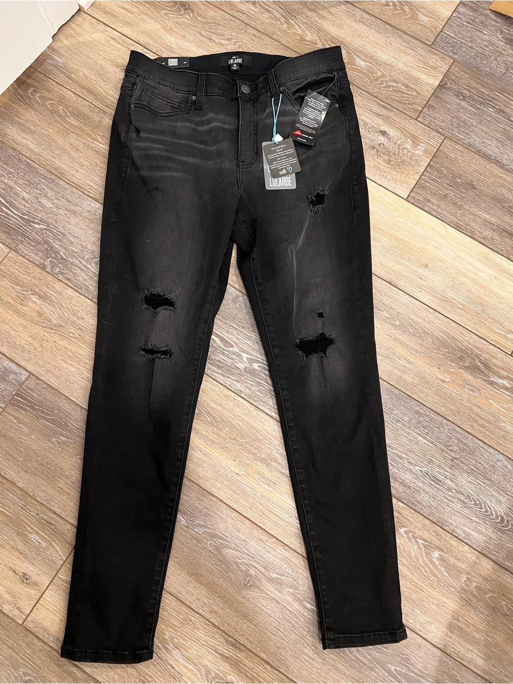 Women’s Charcoal Distressed Skinny Jeans